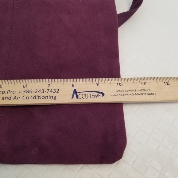 Purple Cross Body Bag Adjustable Strap 10 X 11 RN 129406 - Picture 7 of 7